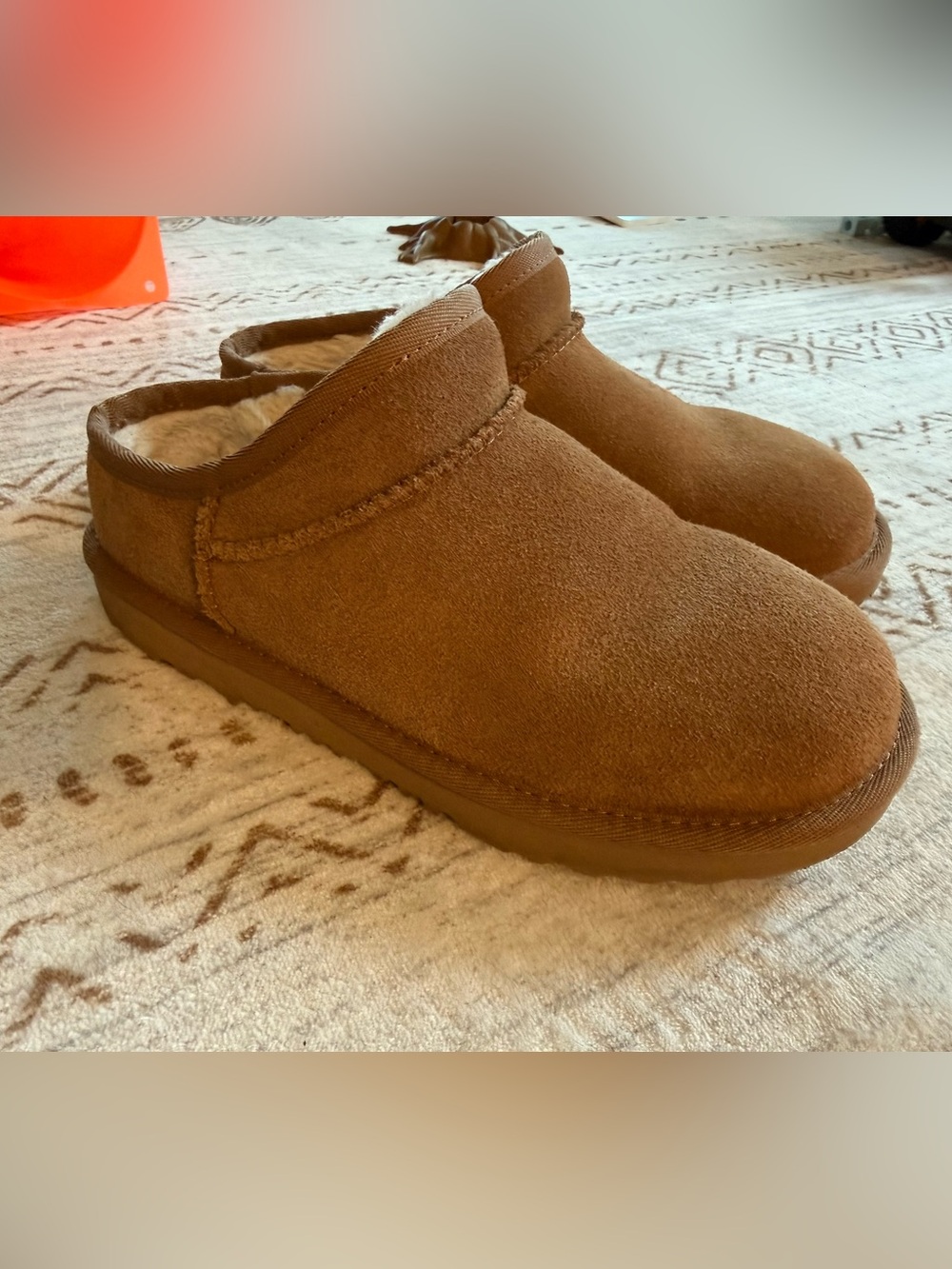 Ugg Classic Slip on
